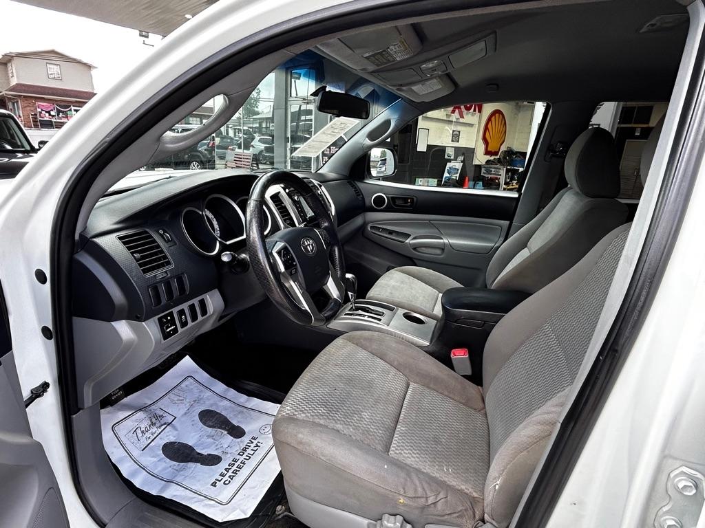 Toyota Tacoma PreRunner Double Cab I4 4AT 2WD 2014