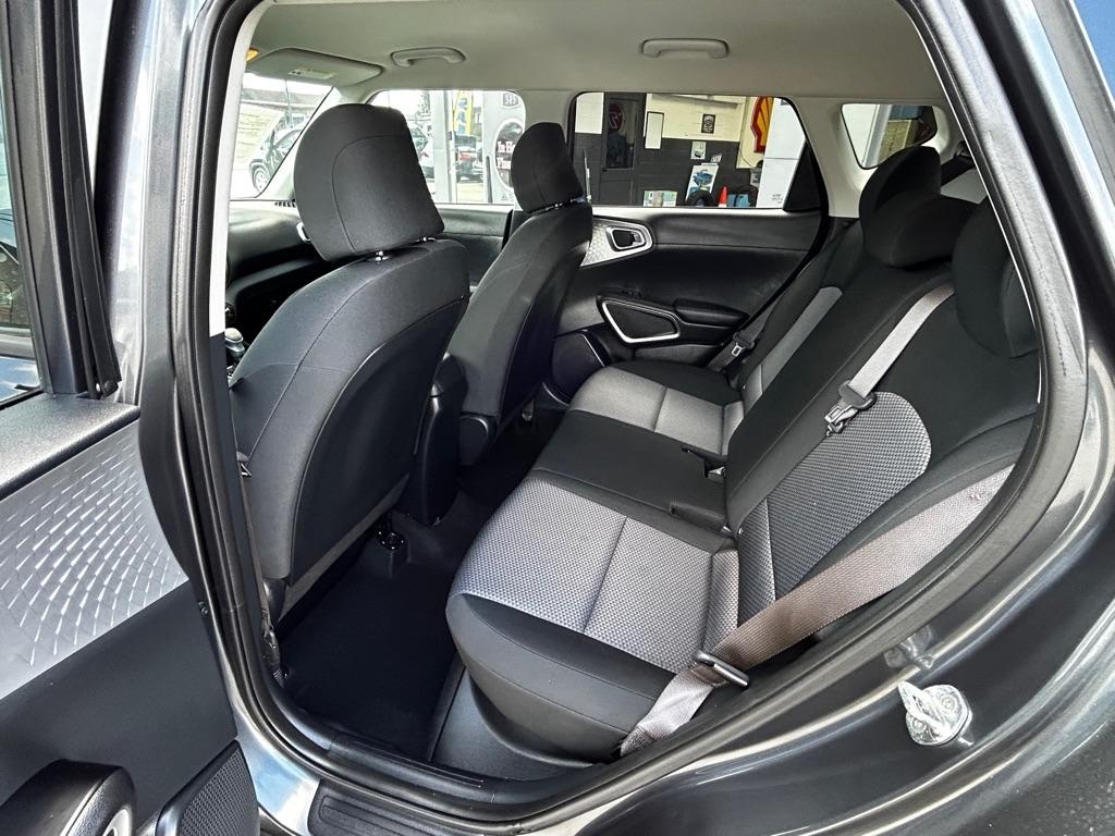 Kia Soul LX CVT 2021