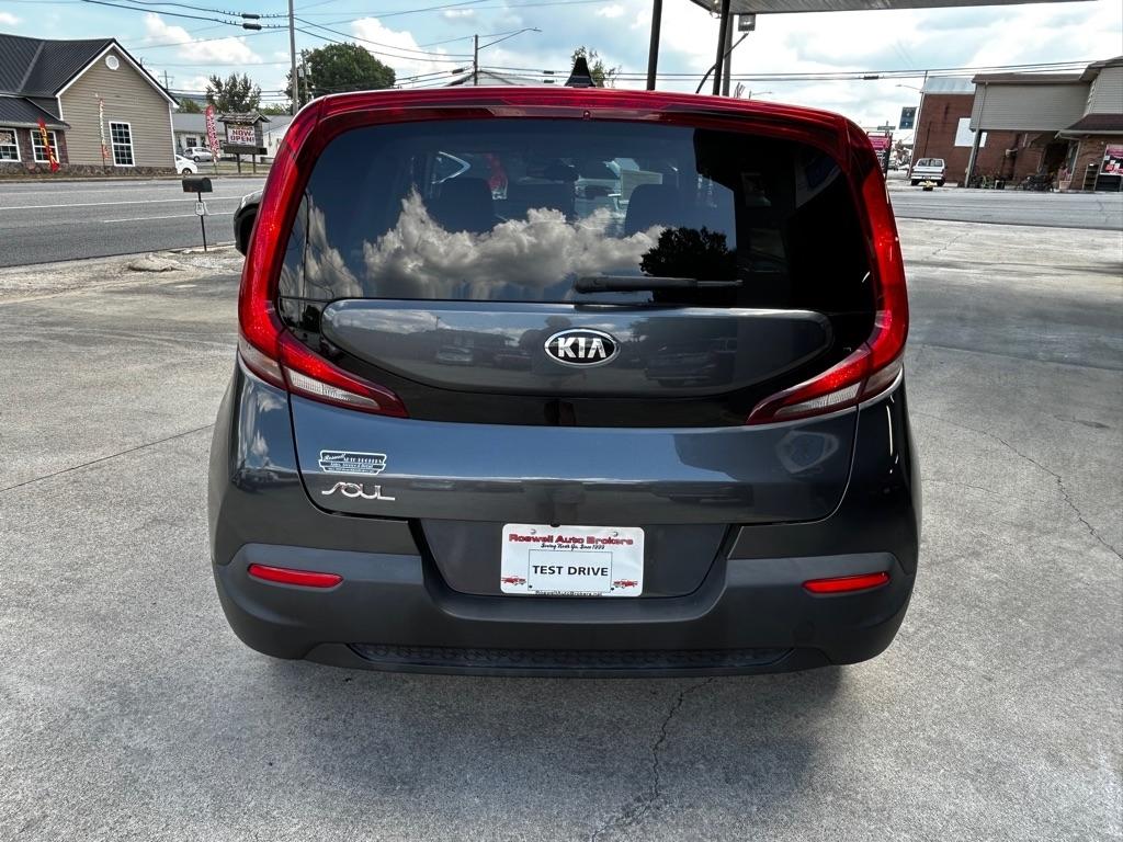 Kia Soul LX CVT 2021