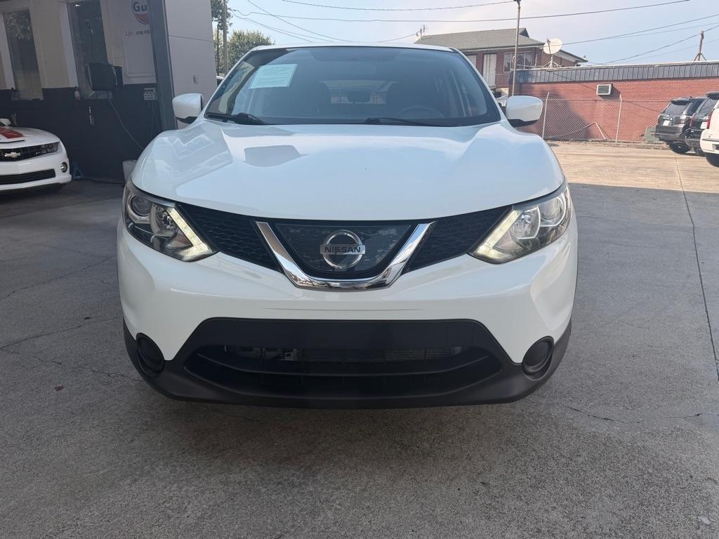 Nissan Rogue Sport S 2019