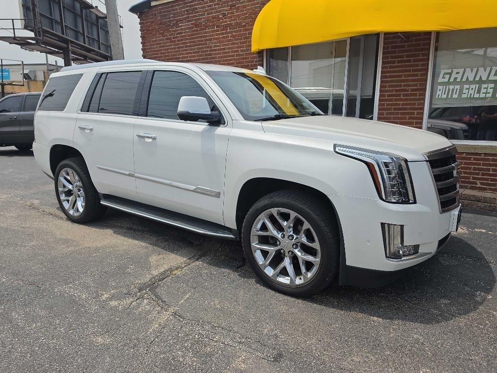 Cadillac Escalade Luxury 4WD 2018