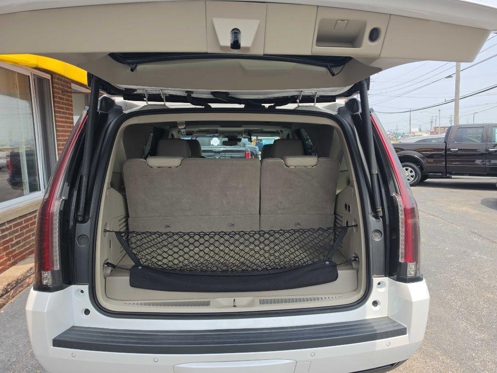 Cadillac Escalade Luxury 4WD 2018