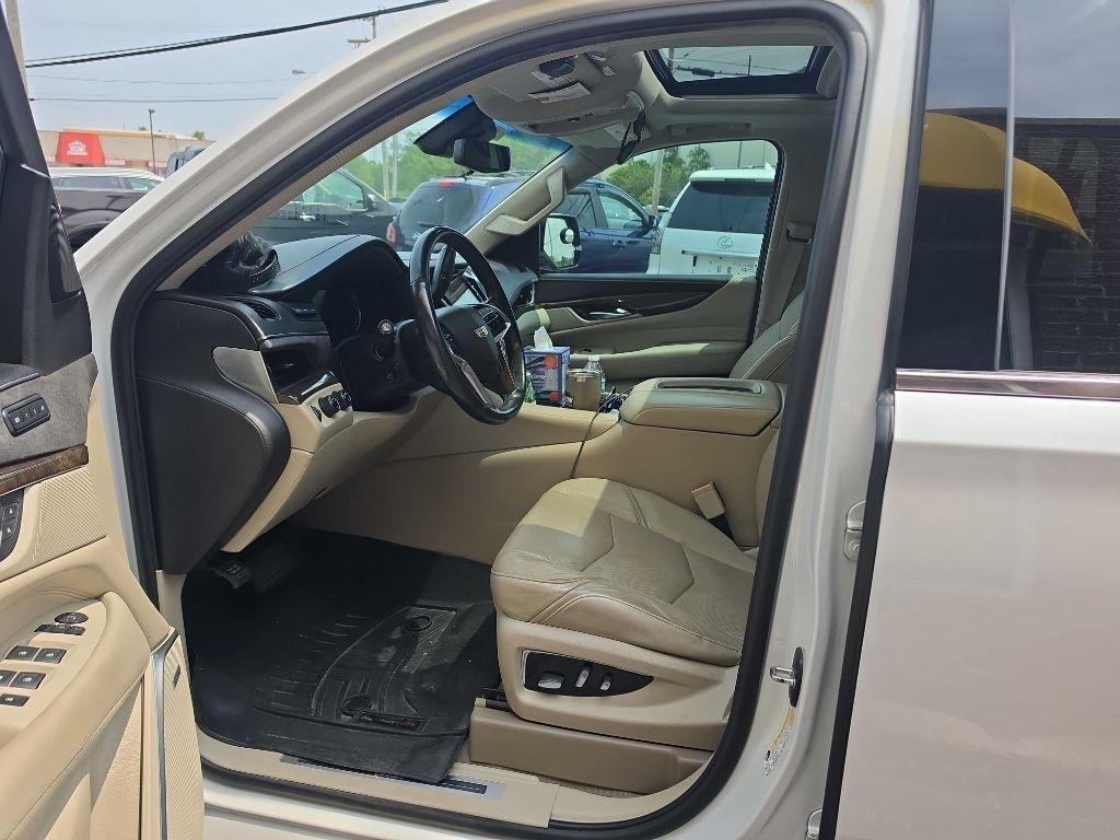 Cadillac Escalade Luxury 4WD 2018