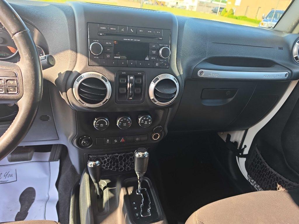 Jeep Wrangler Unlimited Sahara 4WD 2016