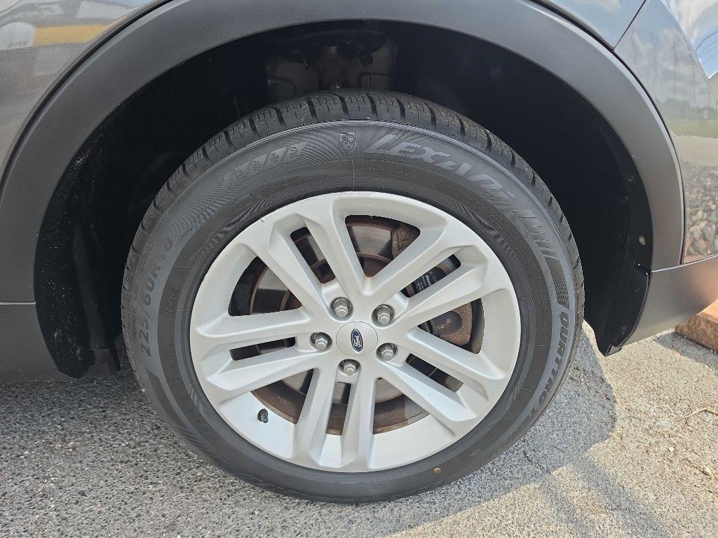 Ford Explorer XLT 4WD 2015