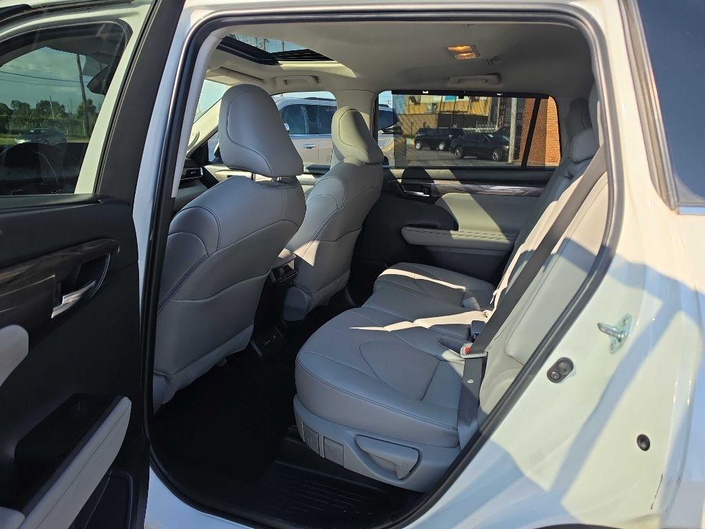 Toyota Highlander Others 2023