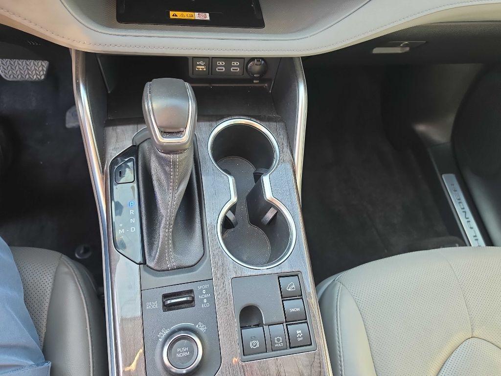 Toyota Highlander Others 2023