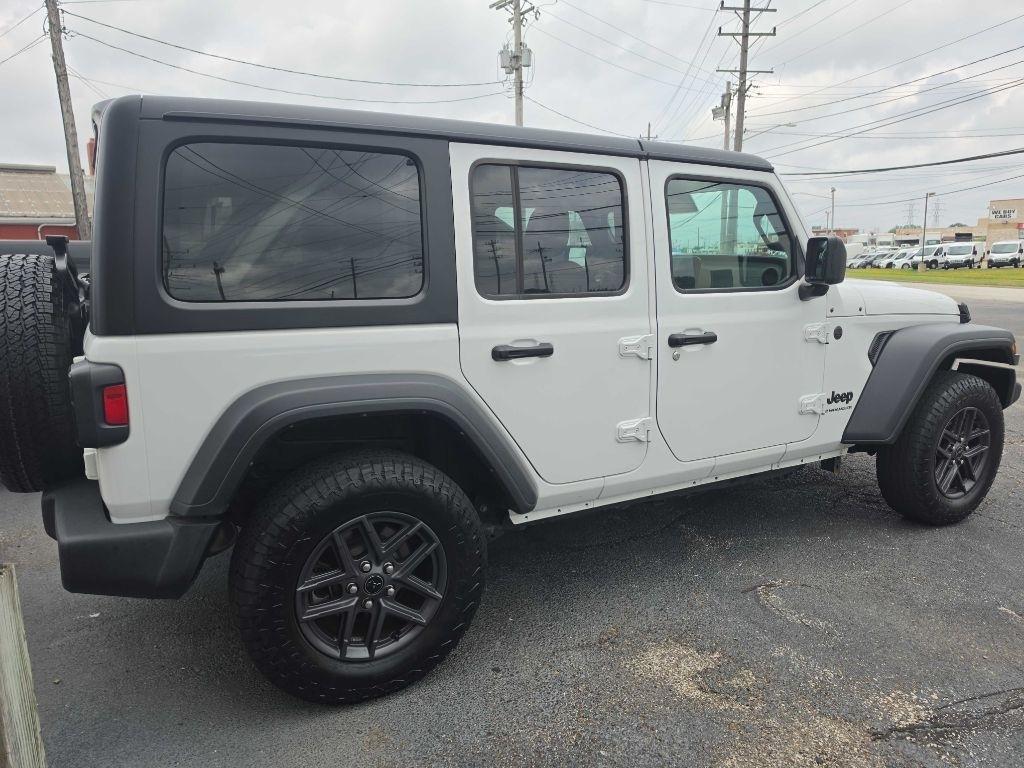 Jeep Wrangler Sport 2024