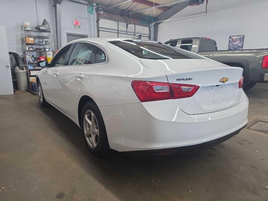 Chevrolet Malibu LS 2016