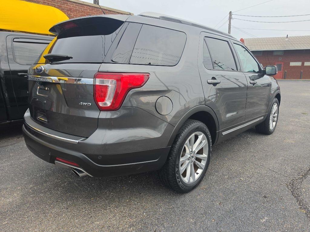 Ford Explorer XLT 4WD 2018