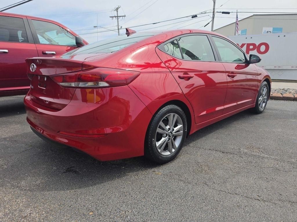 Hyundai Elantra Value Edition 6A 2017