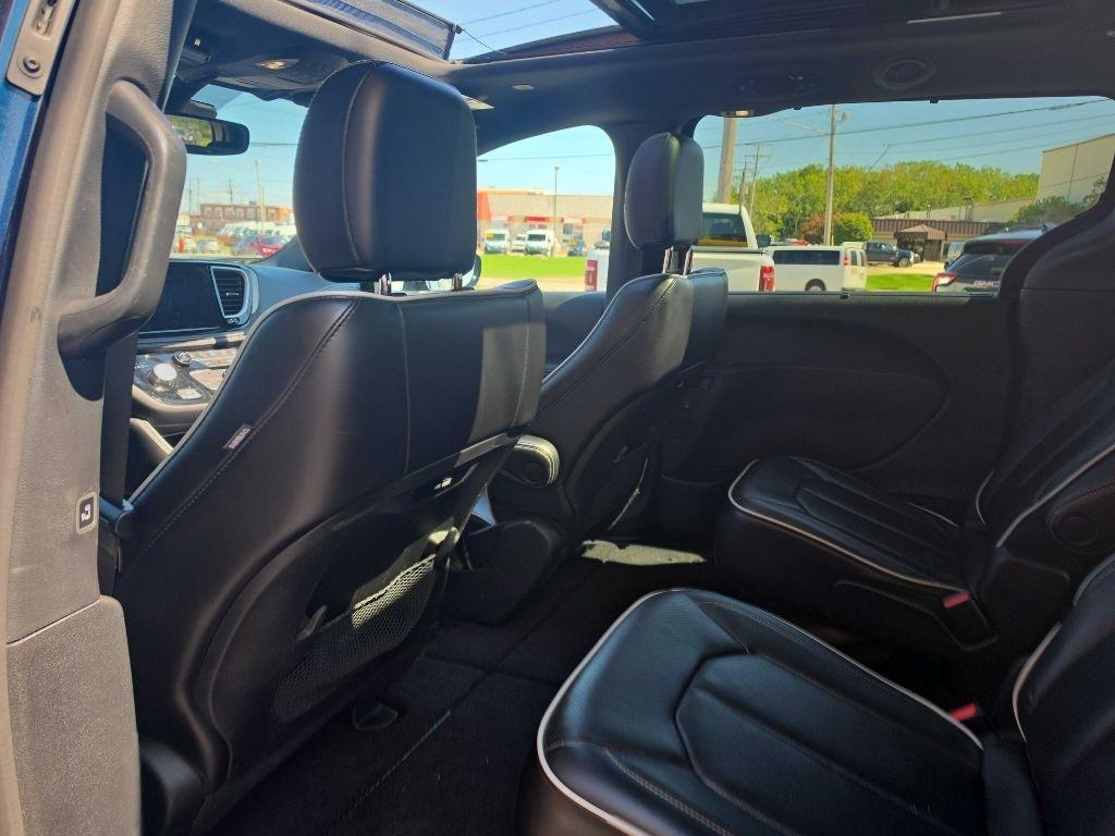 Chrysler Pacifica Limited AWD 2023