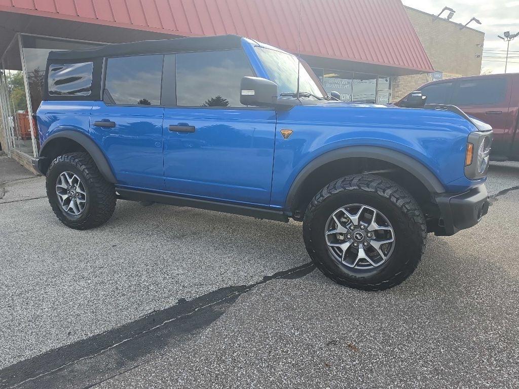 Ford Bronco Base 4-Door w/Advanced 2022