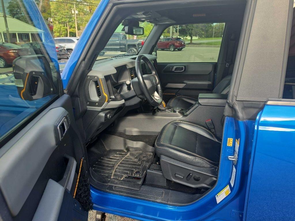 Ford Bronco Base 4-Door w/Advanced 2022