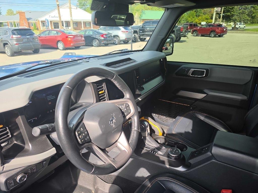 Ford Bronco Base 4-Door w/Advanced 2022