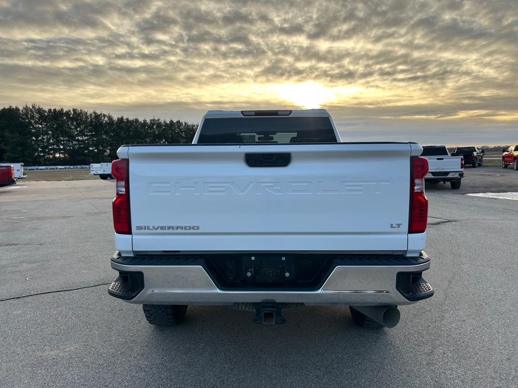 Chevrolet Silverado 2500HD  2021