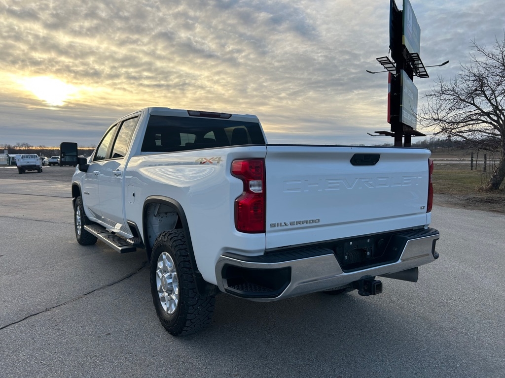 Chevrolet Silverado 2500HD  2021