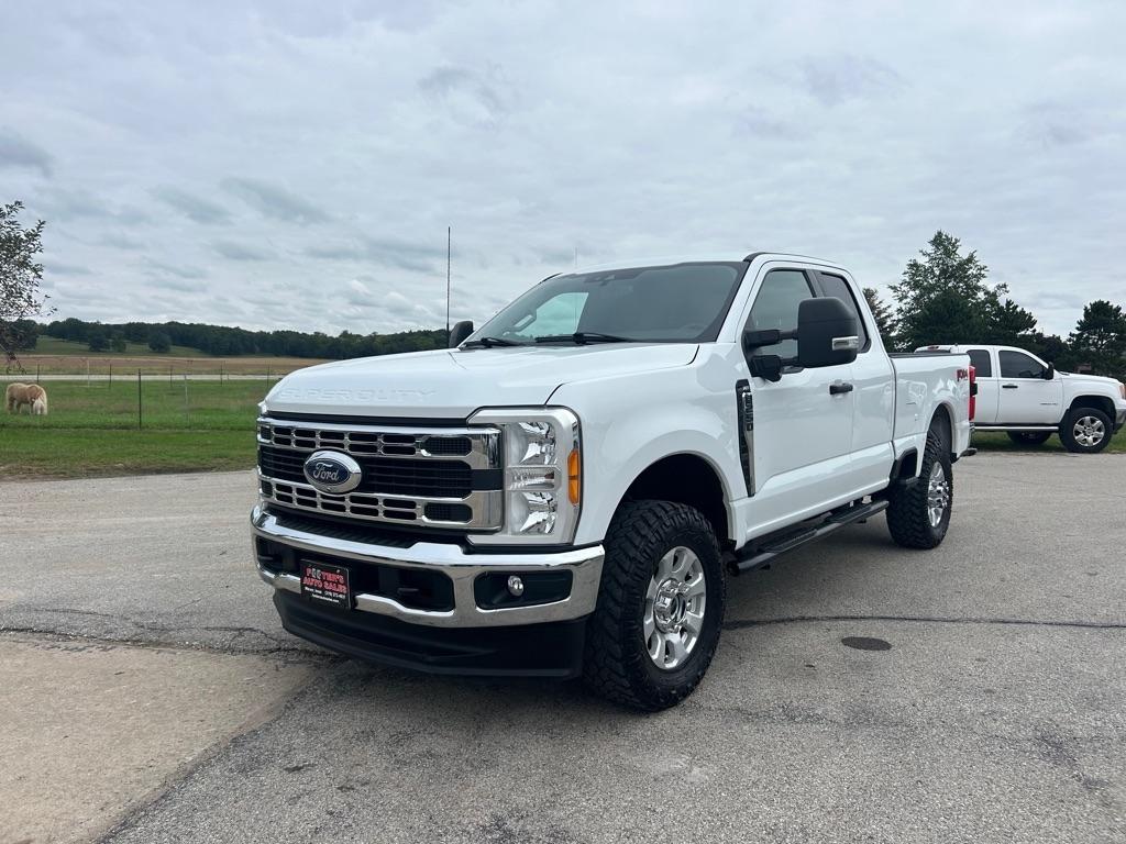 Ford F-250 SD  2023