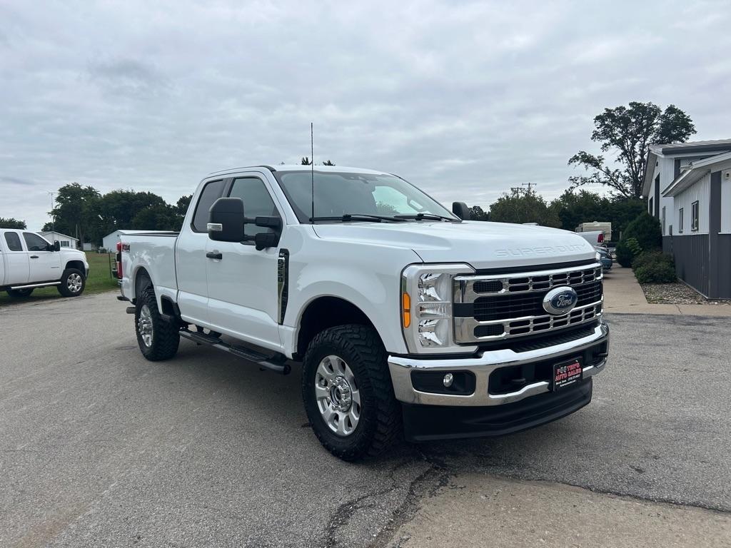 Ford F-250 SD  2023