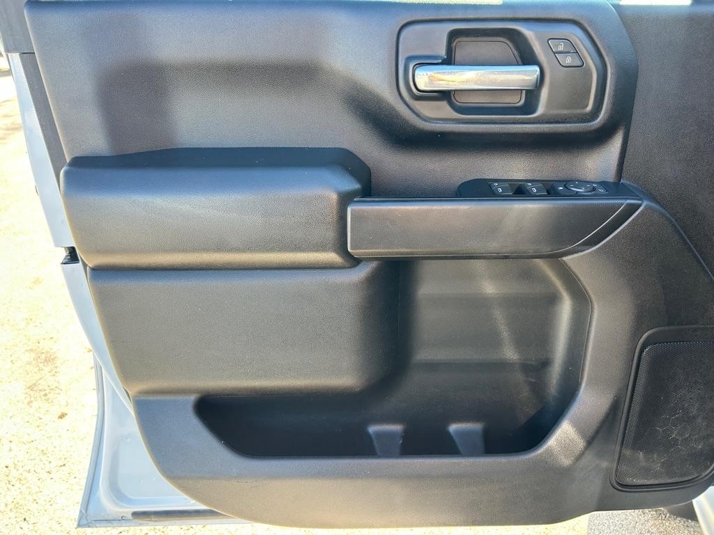 Chevrolet Silverado HD photo 10