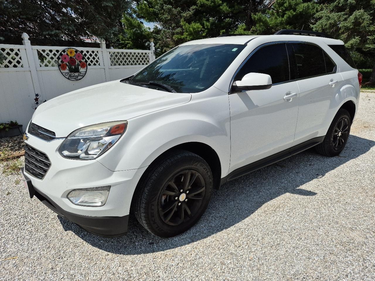 2017 Chevrolet Equinox LT 2WD