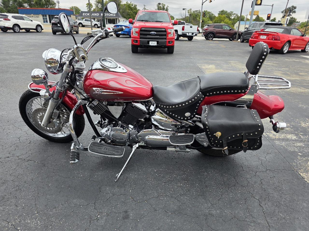 2006 Yamaha XVS1100AT 