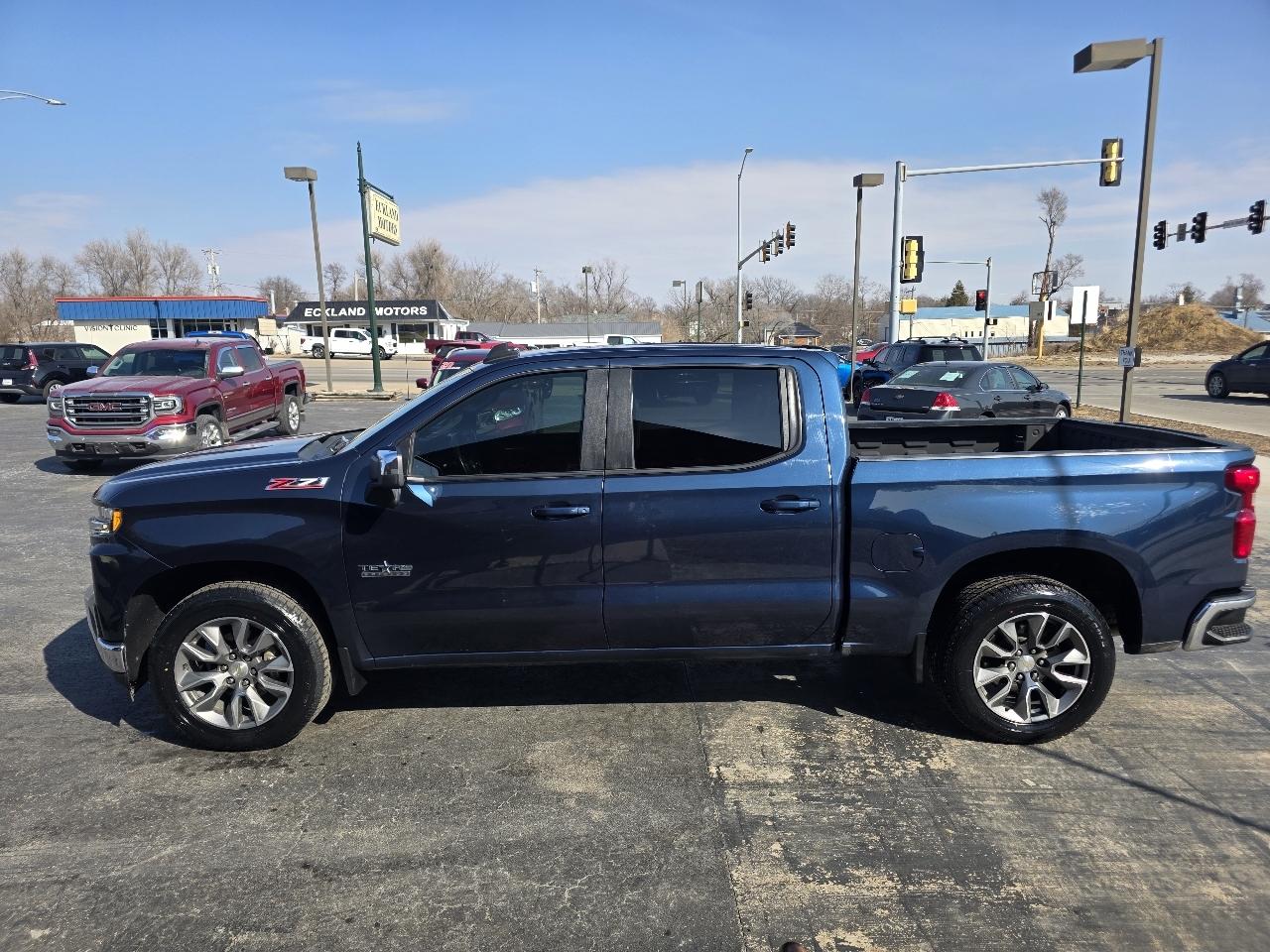 2021 Chevrolet Silverado 1500 LT Crew Cab 4WD