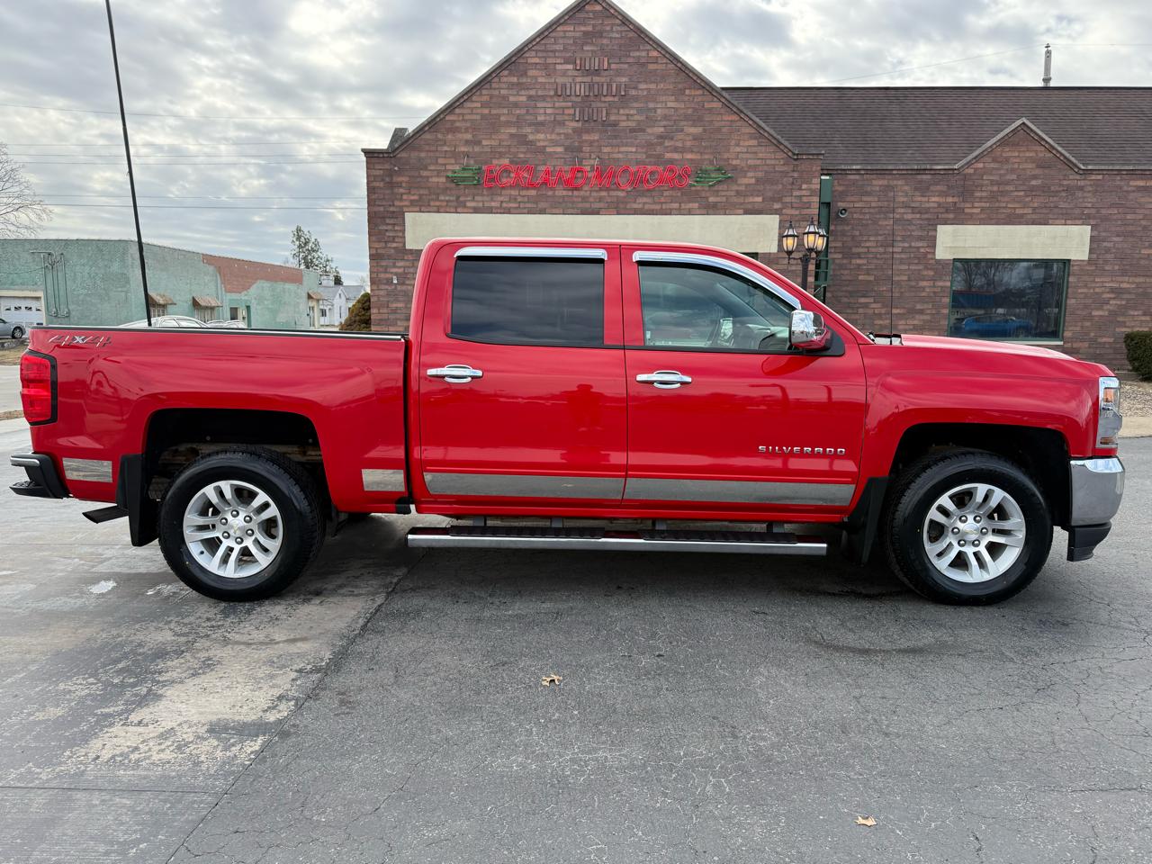 2018 Chevrolet Silverado 1500 LT Crew Cab 4WD
