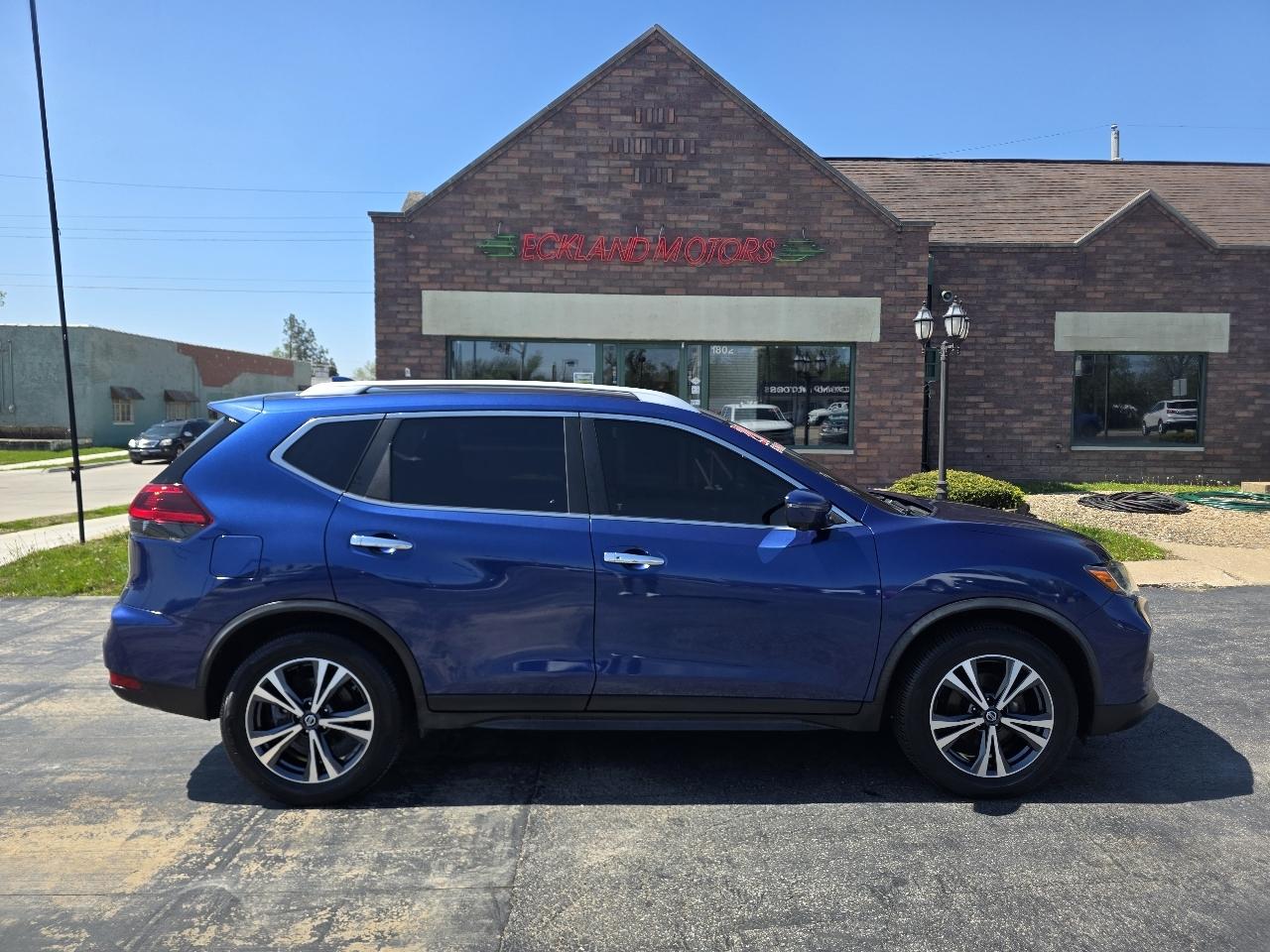 2020 Nissan Rogue SV FWD