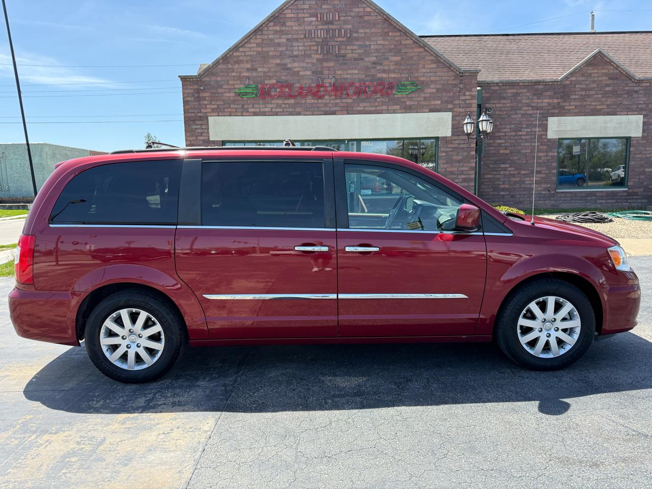 2015 Chrysler Town & Country Touring