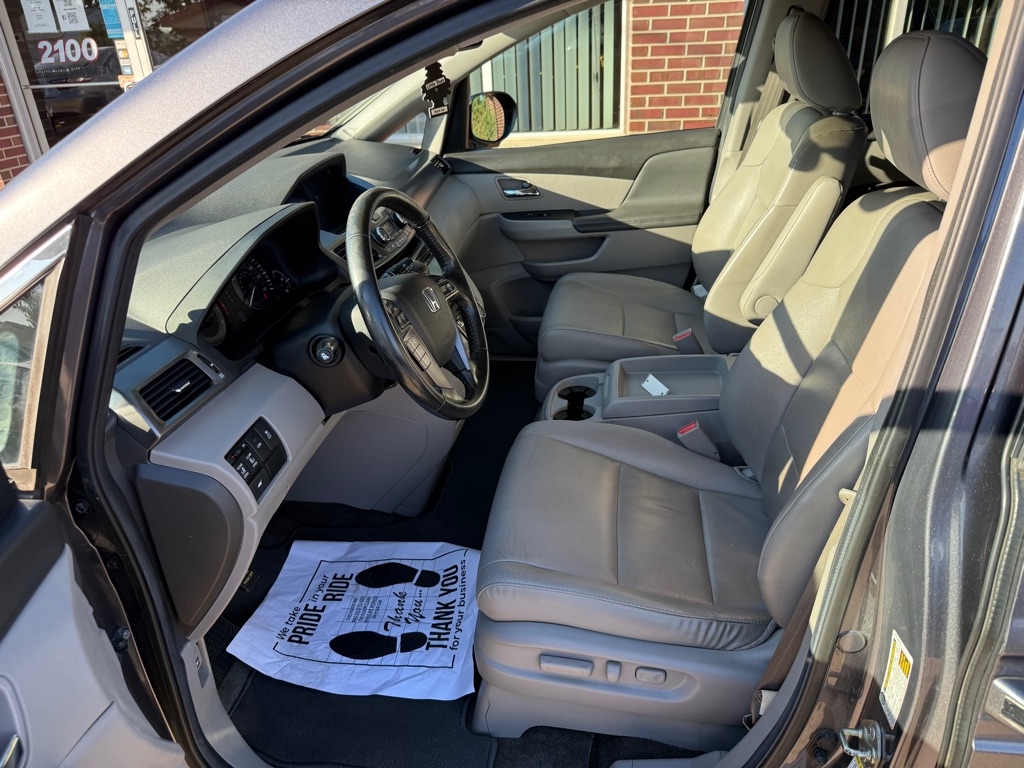 2014 Honda Odyssey EX-L photo 9