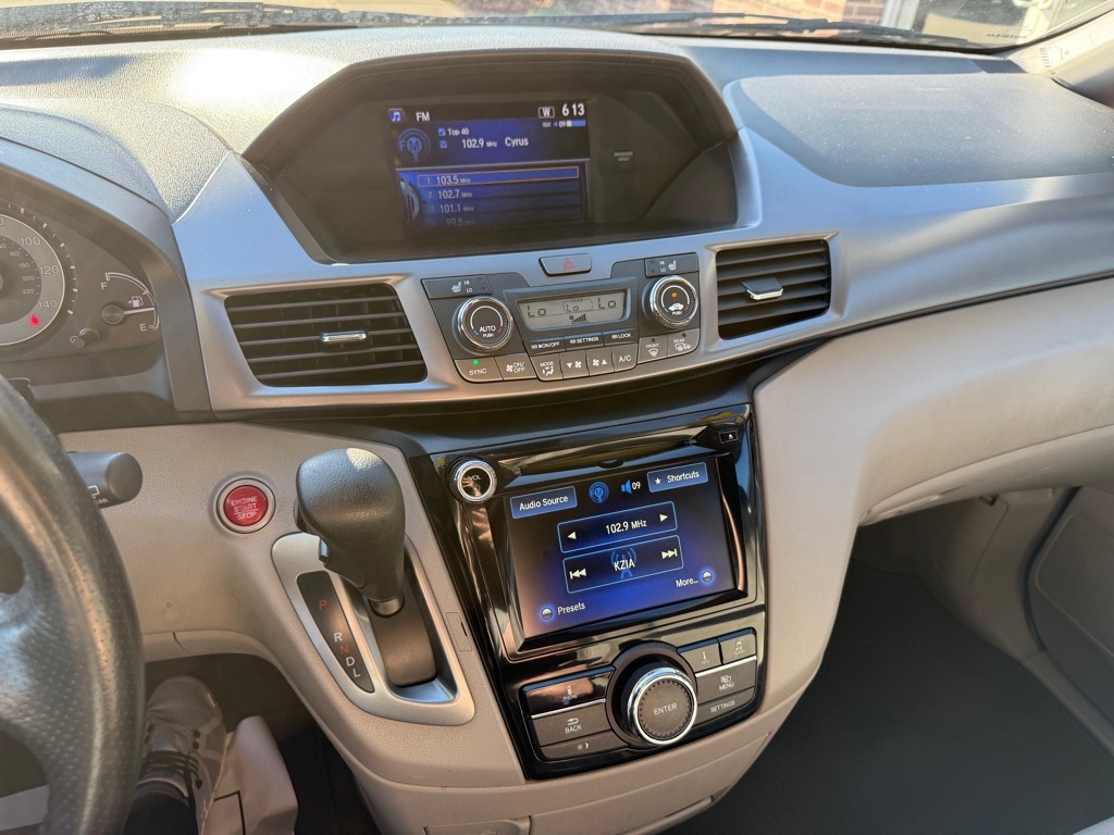 2014 Honda Odyssey EX-L photo 12
