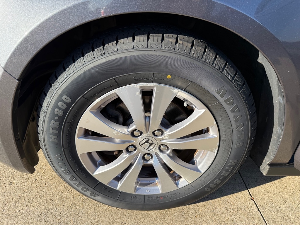 2014 Honda Odyssey EX-L photo 26