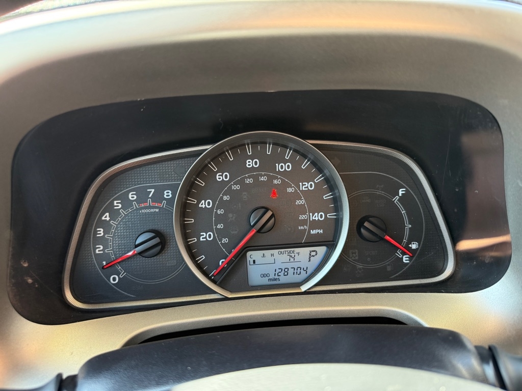 2014 Toyota RAV4 XLE photo 10