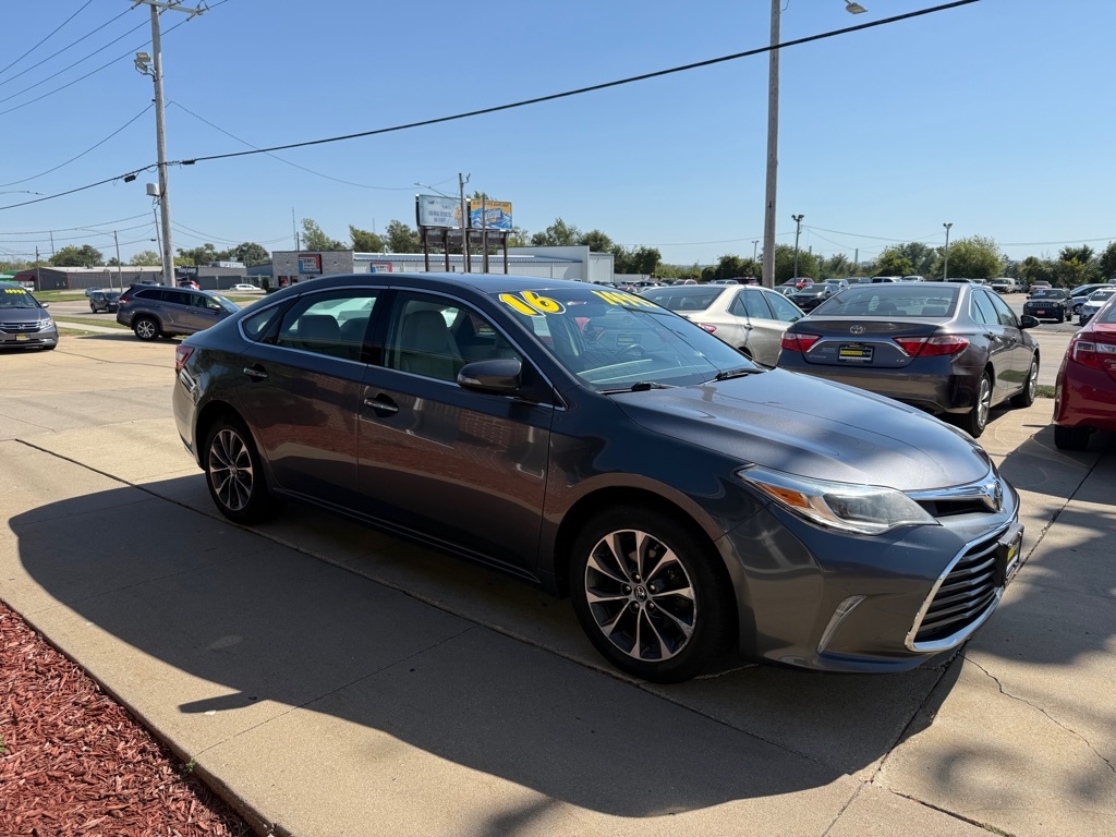 2016 Toyota Avalon XLE