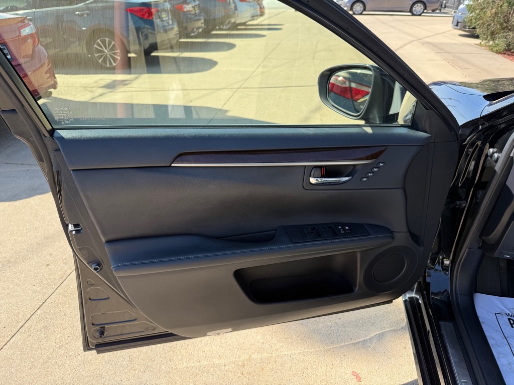 2015 Lexus ES 350 photo 8