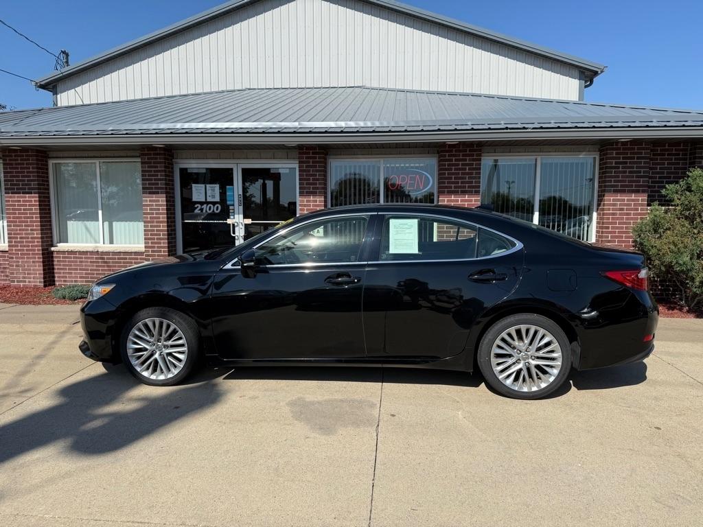 Lexus ES 350 Sedan 2015