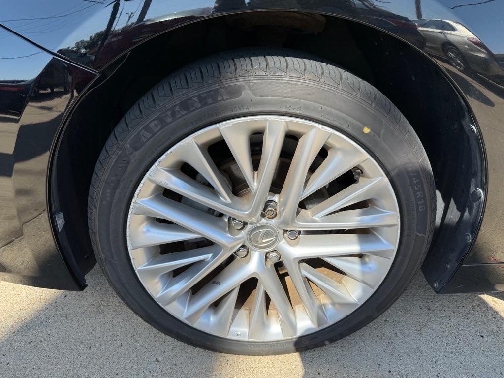 Lexus ES 350 Sedan 2015