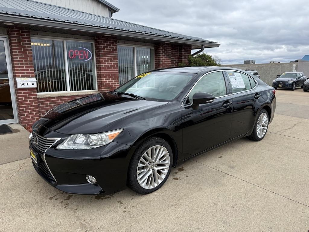 Lexus ES 350 Sedan 2015