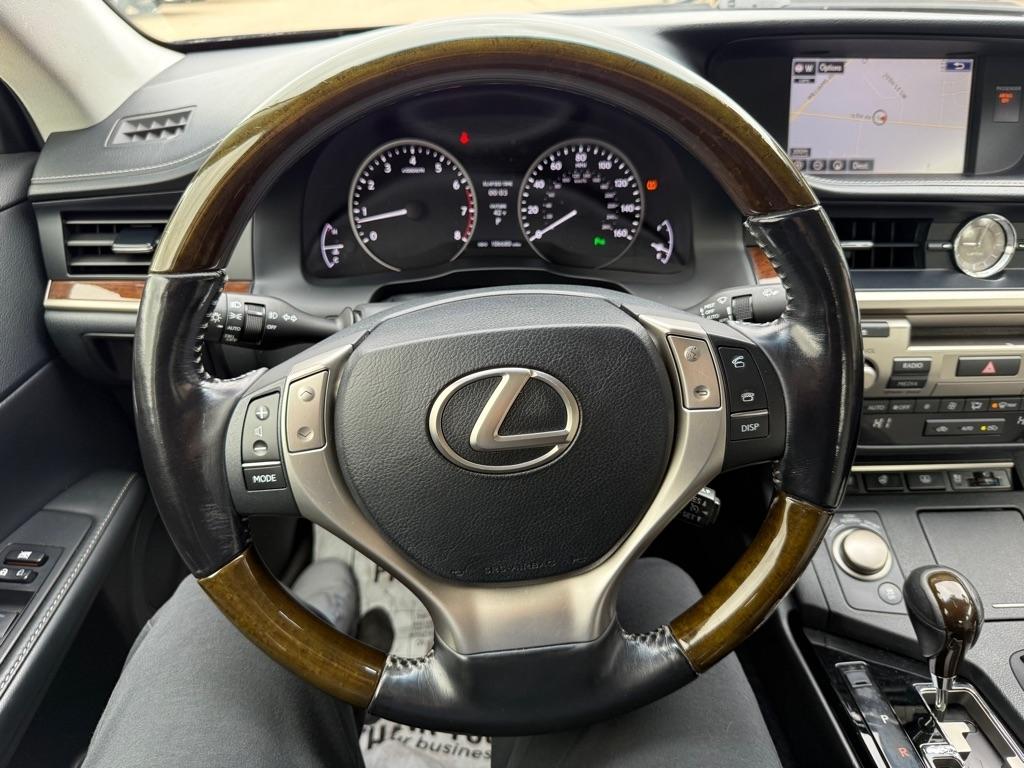Lexus ES 350 Sedan 2015