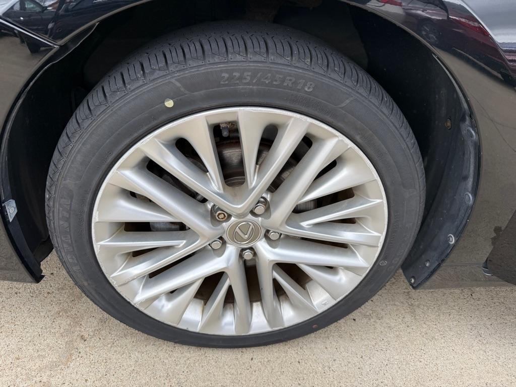 Lexus ES 350 Sedan 2015