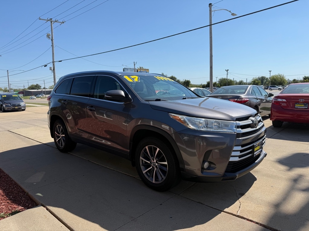 2017 Toyota Highlander