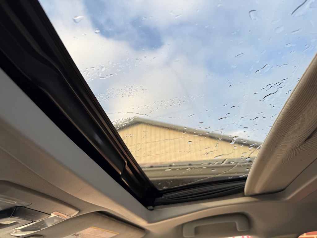 Toyota Sienna Limited AWD 7-Passenger V6 2016