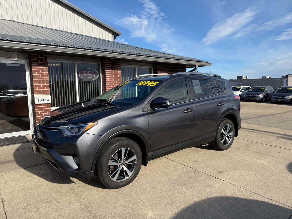 Toyota RAV4 XLE AWD 2017