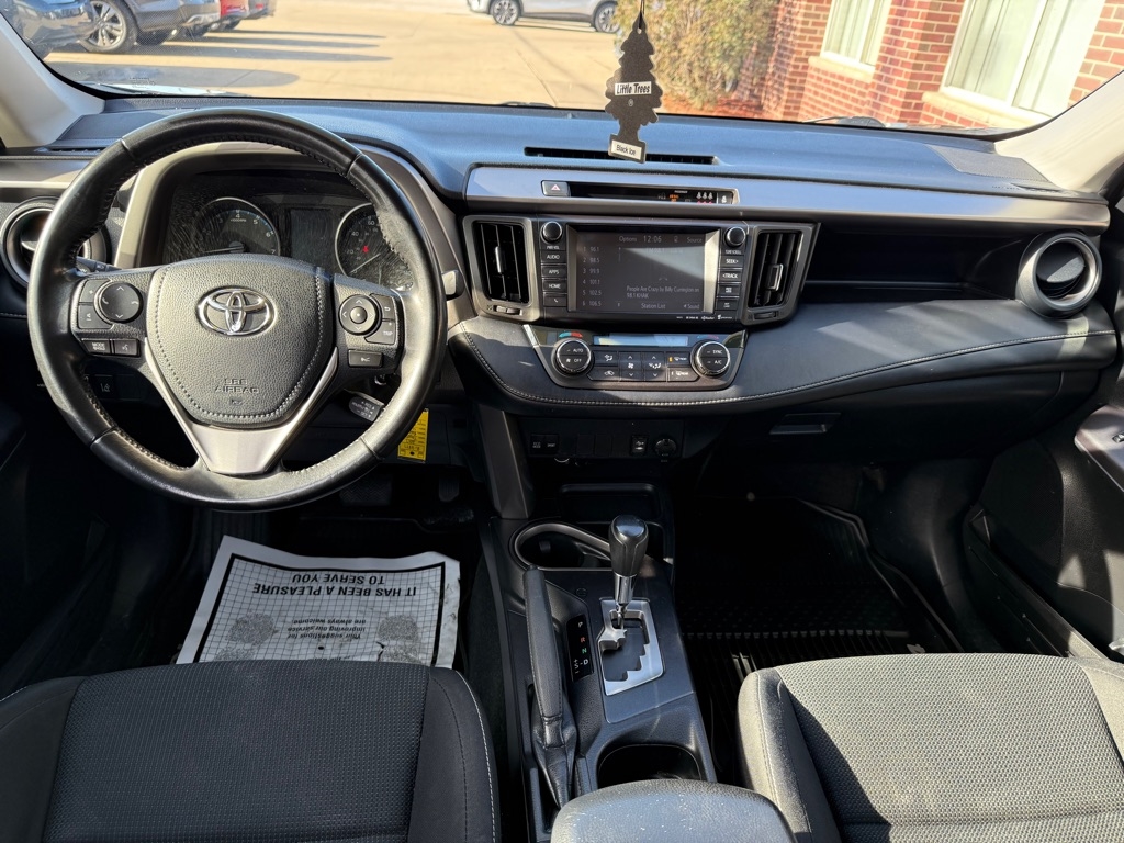 Toyota RAV4 XLE AWD 2017
