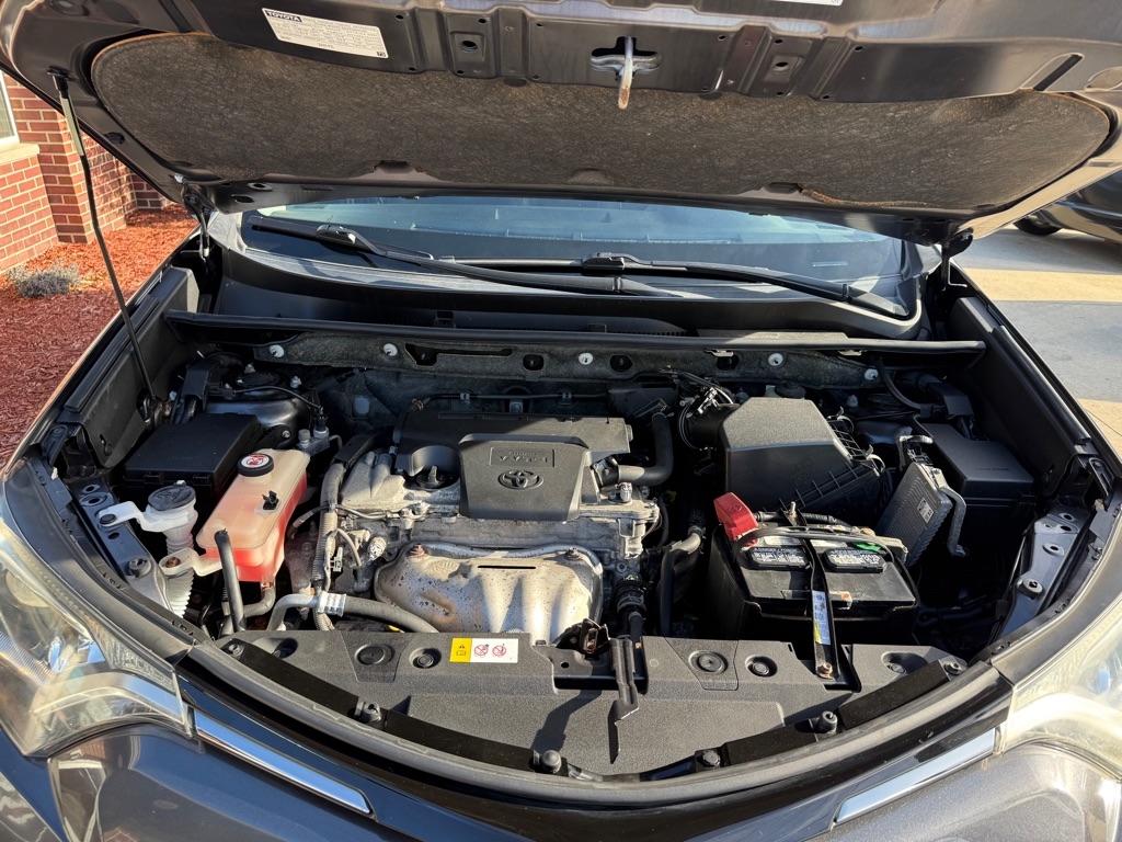 Toyota RAV4 XLE AWD 2017