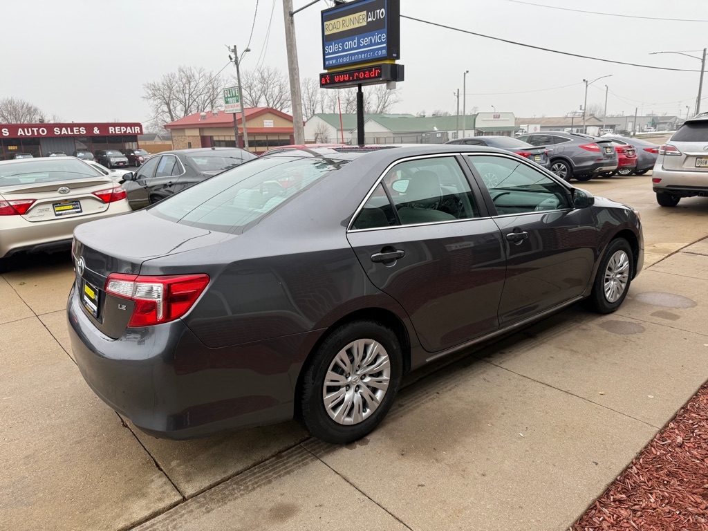 Toyota Camry LE 2012