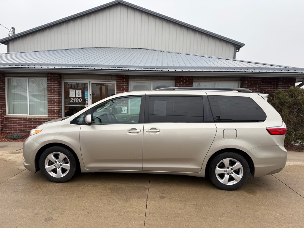 Toyota Sienna LE FWD 8-Passenger V6 2015