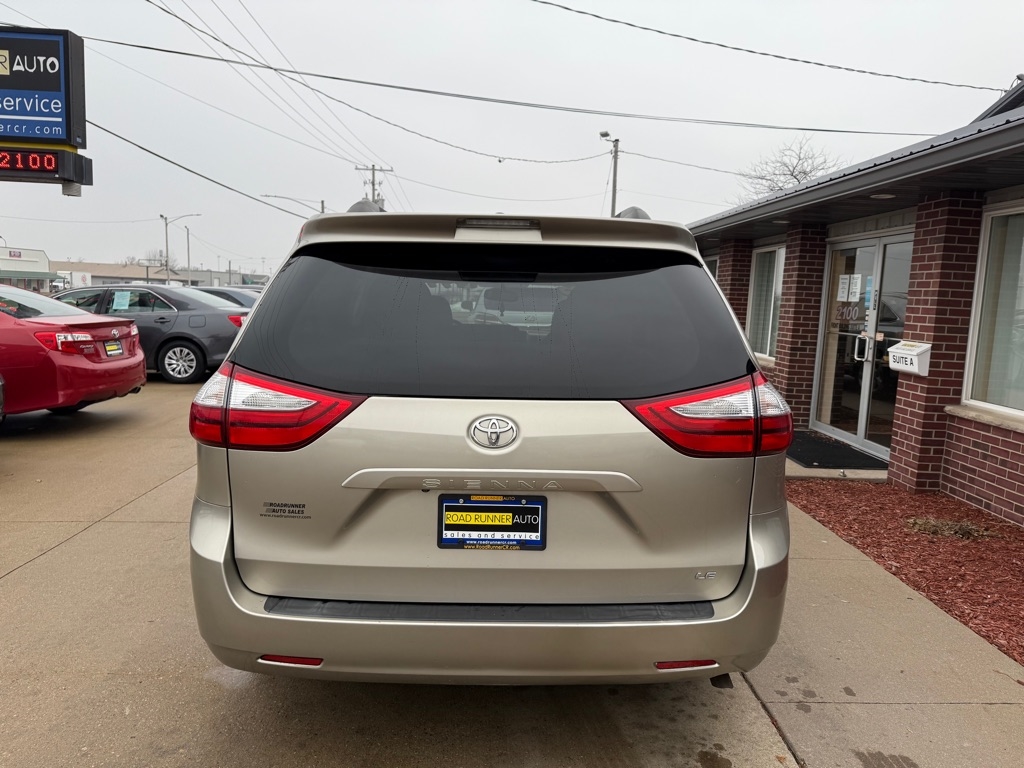 Toyota Sienna LE FWD 8-Passenger V6 2015