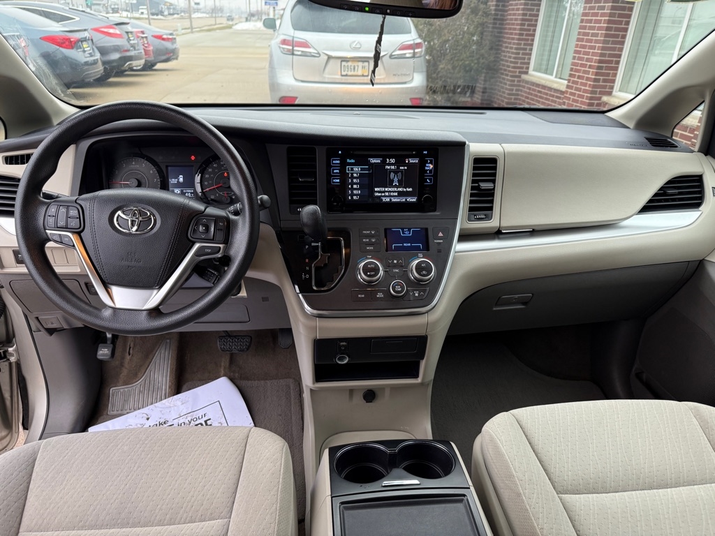 Toyota Sienna LE FWD 8-Passenger V6 2015